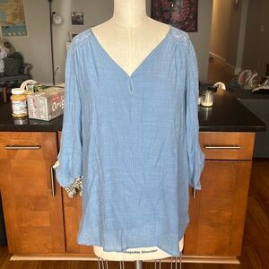 Blue Top with Adjustable Sleeve Length from Northern Reflections
